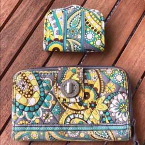 SALE Vera Bradley Lemon Parfait wallet and case